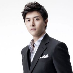 Jae Hee Profile Photo