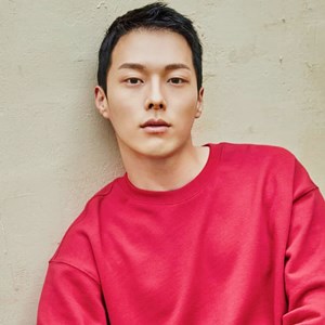 Jang Ki Yong: Berita, Foto, Video, Lirik Lagu, Profil 