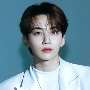 Jeonghan Profile Photo