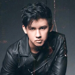 Profil Jevin Julian Yaitu Biodata Profil Pribadi Data Keluarga Wowkeren Com