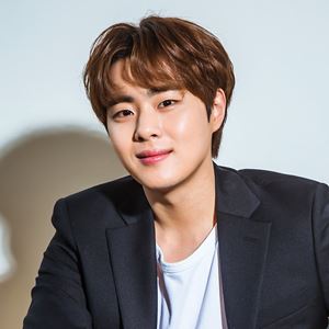 Jo Byeong Gyu Profile Photo