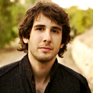 Josh Groban Profile Photo