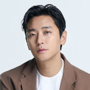 Ju Ji Hoon Profile Photo