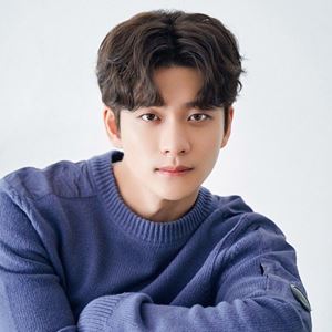 Kang Tae Oh Profile Photo