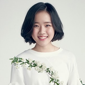 Kim Hyang Gi Profile Photo