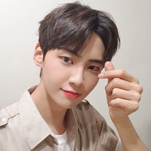 Lee Jinhyuk Profile Photo