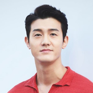 Lee Ki Woo Profile Photo