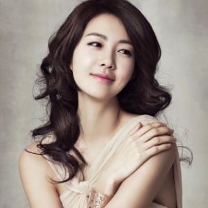 Lee Yo Won Profile Photo