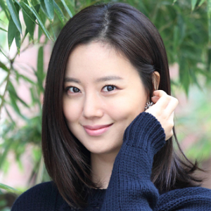 Moon Chae Won Profile Photo