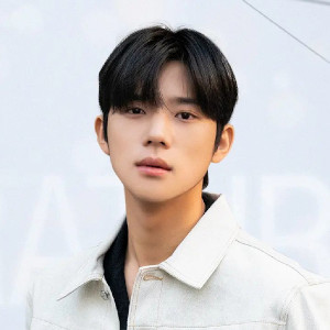 Moon Sang Min Profile Photo