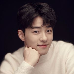 Nam Da Reum Profile Photo