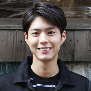 Park Bo Gum Profile Photo