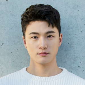Shin Seung Ho Profile Photo