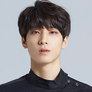 Wonwoo Profile Photo