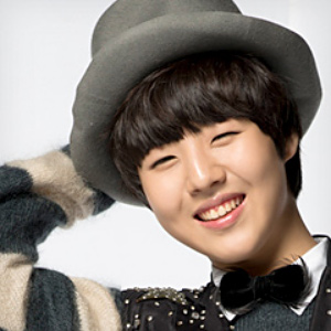 Yoo Seung Woo Profile Photo