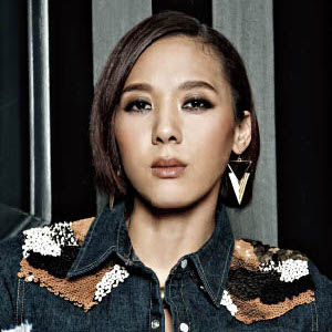 Yoon Mi Rae Profile Photo