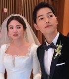 SELEBRITI - Ikuti berita seleb, beragam foto & video dari selebriti